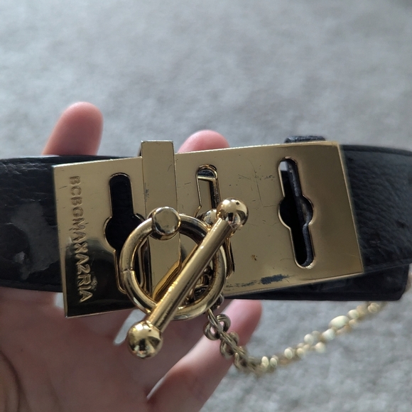 BCBG Toggle Belt - Picture 10 of 10